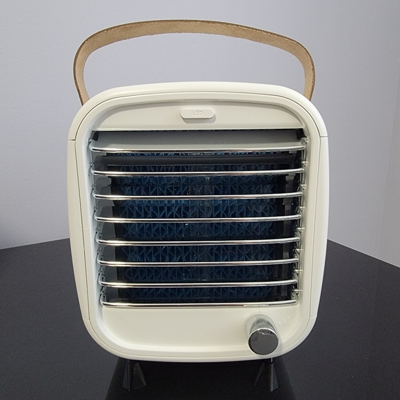 BLAUX Classic Small Portable Air Conditioner USB Desktop Air Cooler - Picture 12 of 16